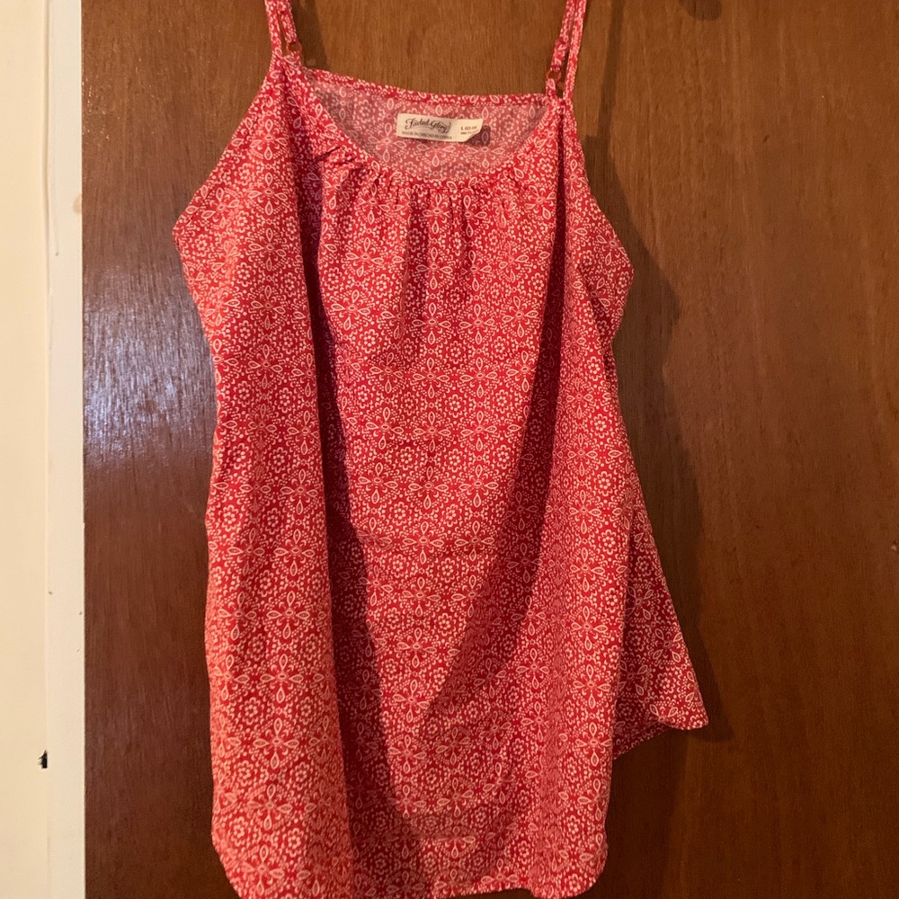 Red tank